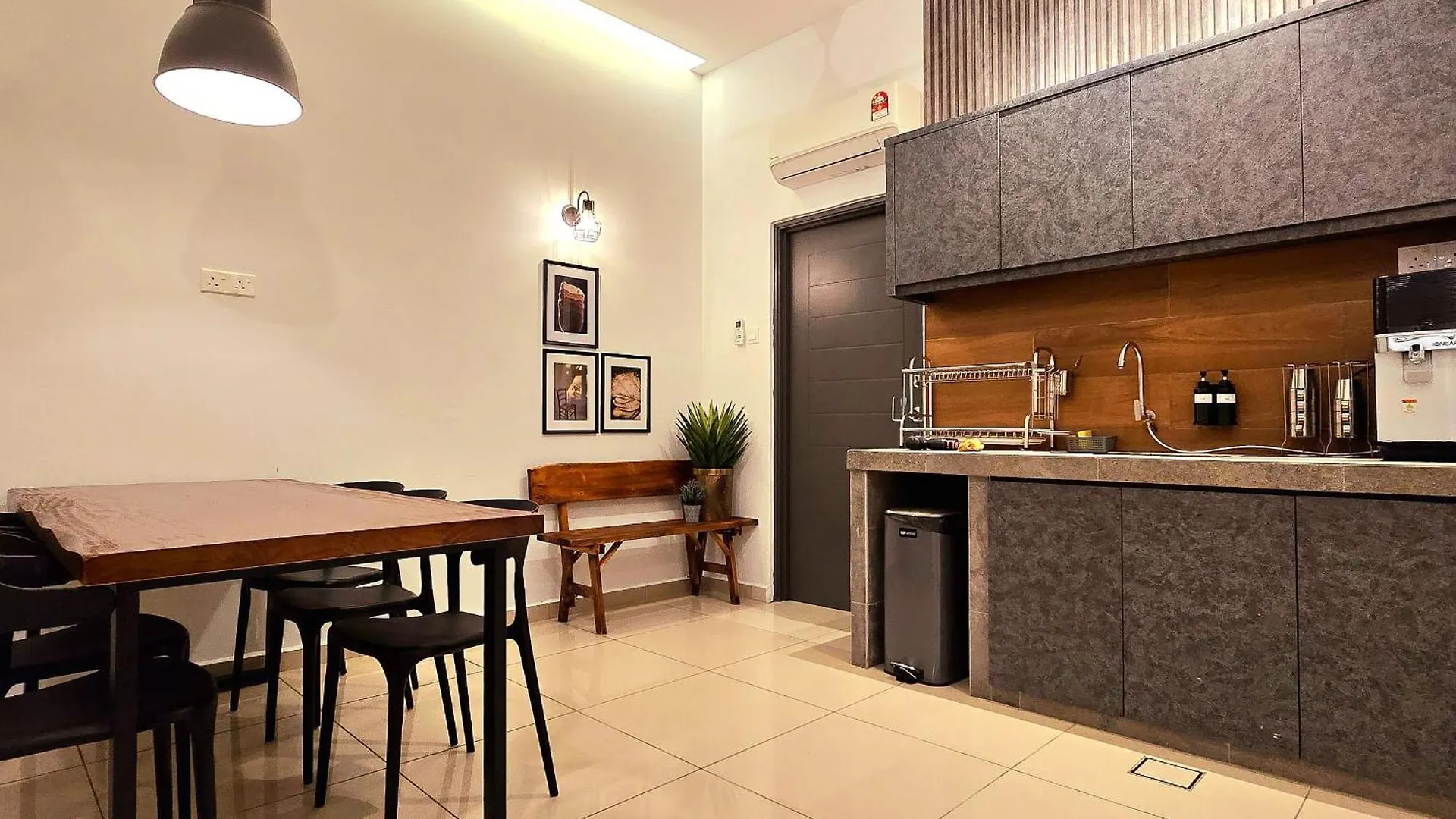 Jonker Street New Cozy Home 20Pax Swimming Pool Karaoke Malacca 0*,  Malaysia