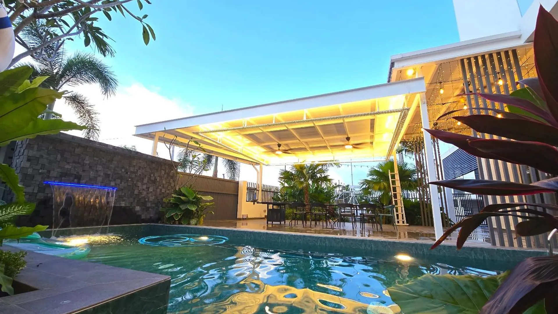 Jonker Street New Cozy Home 20Pax Swimming Pool Karaoke Malacca Malaysia